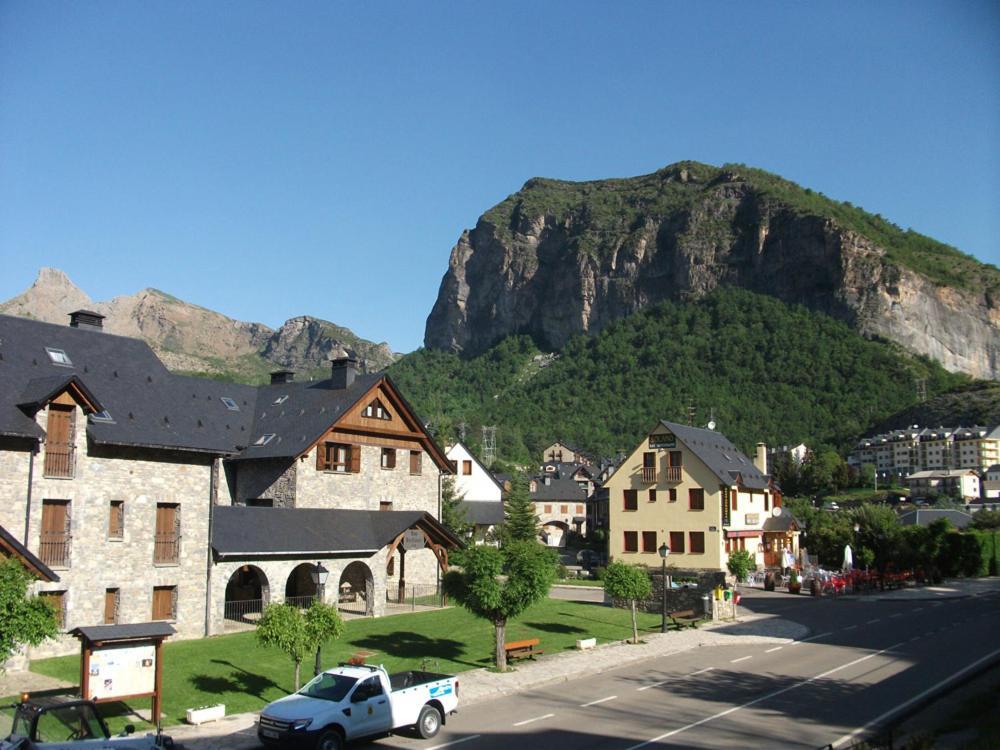 Alojamiento Escarrilla Pirineos 外观 照片